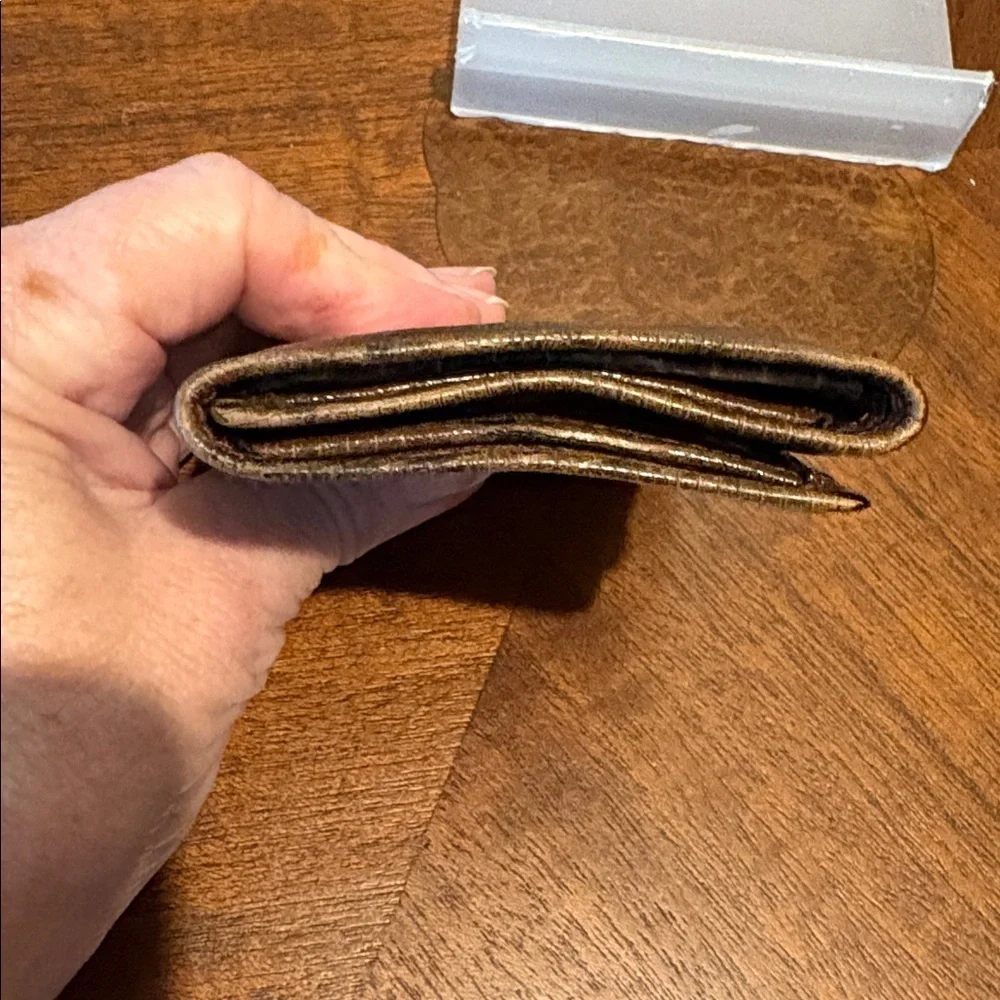 Di Lido  wallet genuine leather  snake skin pattern print  trifold wallet small